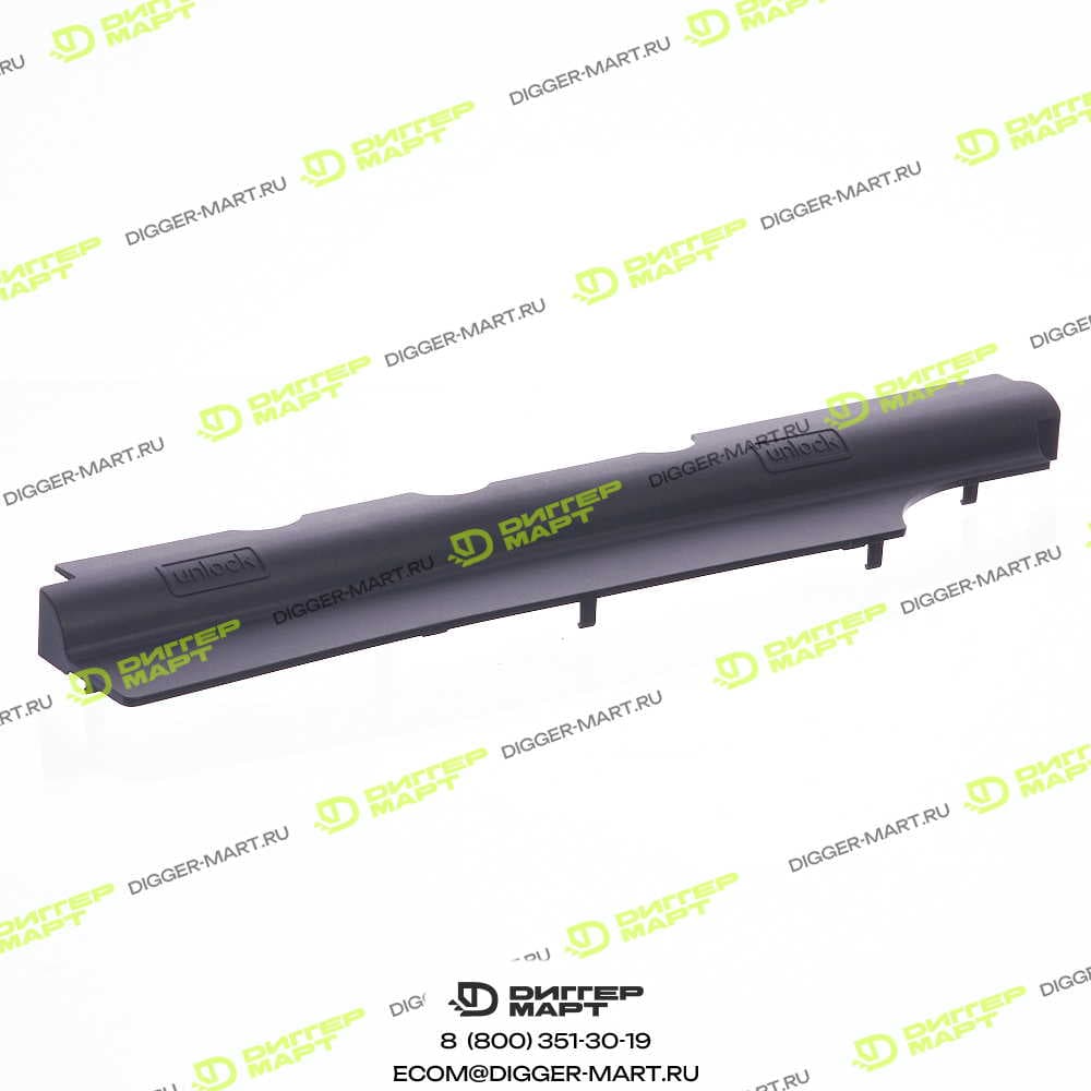 Пластиковая панель клапанной крышки DEUTZ 04503567